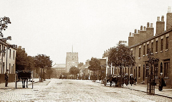 Newton le Willows High Street early 1900s