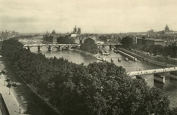 PARIS IN 1900