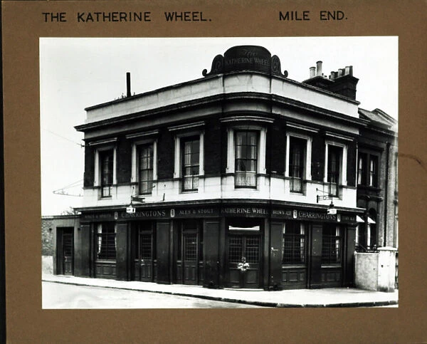 Photograph of Katherine Wheel PH, Mile End, London