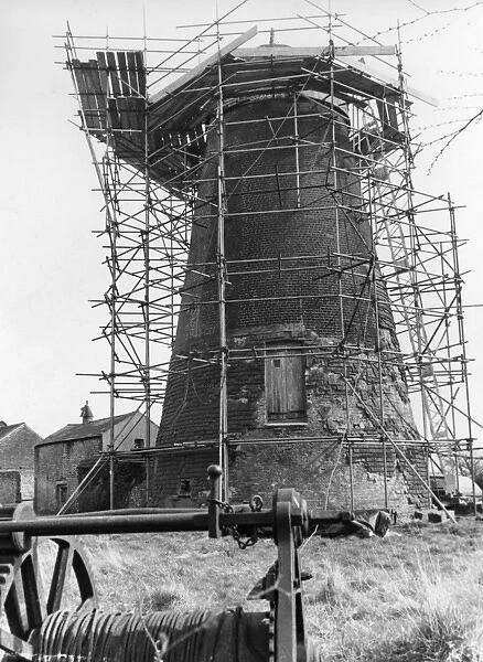 Restoration of a windmill, Polegate, East Sussex