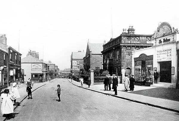 Runcorn High Street early 1900s