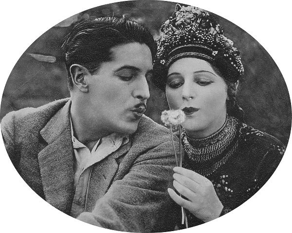 A scene from the Gallant Hassar (1928)