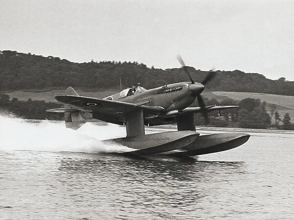 Supermarine Spitfire LF-9  /  LF-IX Floatplane