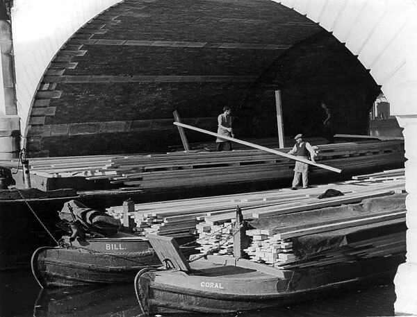 Timber Barge 1940S
