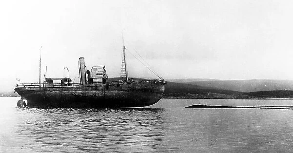 The whaler Ramna stranded on German Battle Cruiser