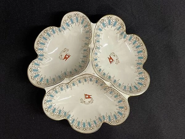 White Star Line, Stonier Wisteria pattern hors d'oeuvre dish