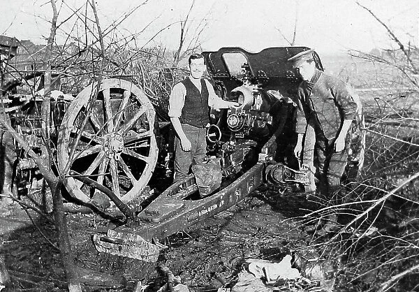 WW1 British Field Howitzer in France