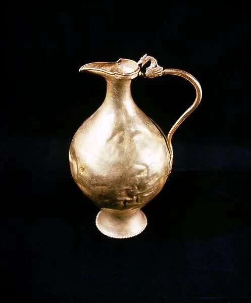 Ancient golden jug C014  /  0159