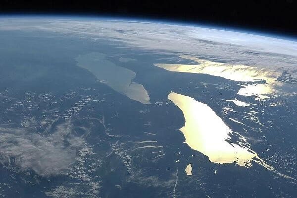 The Great Lakes, ISS image C016  /  3870