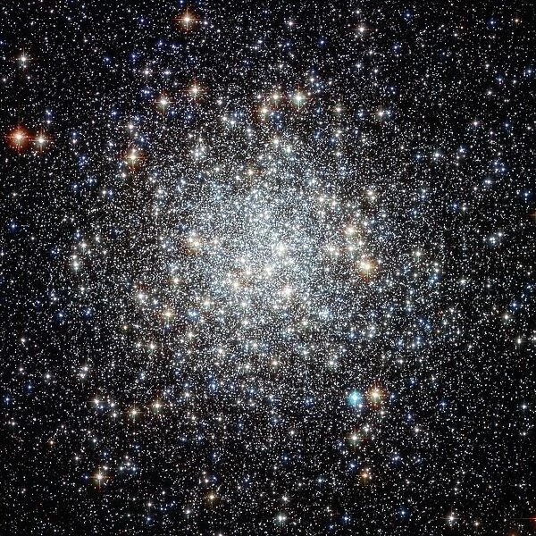 M9 globular cluster, HST image