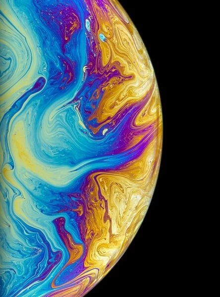 Surface colours of a Soap Bubble C016  /  6361