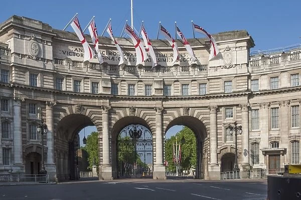 Admiralty Arch, between The Mall and Trafalgar Square, London, England, United Kingdom, Europe