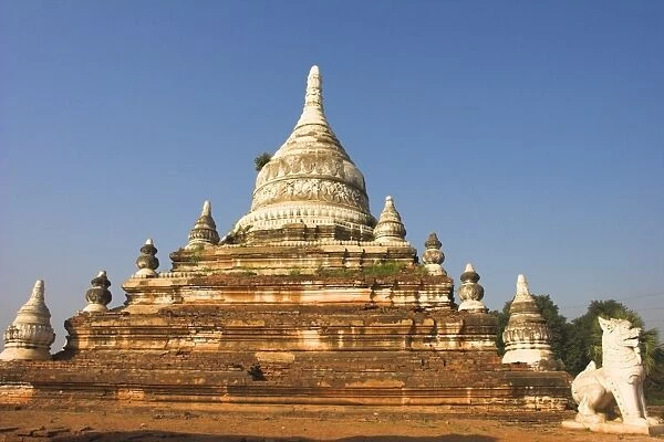 Ancient temple, Sagaing Hill, Sagaing, near Mandalay, Myanmar (Burma), Asia