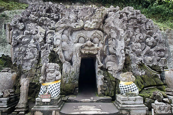 Elephant Cave Temple in the Sacred Monkey Forest Sanctuary, Ubud, Bali, Indonesia, Southeast Asia, Asia