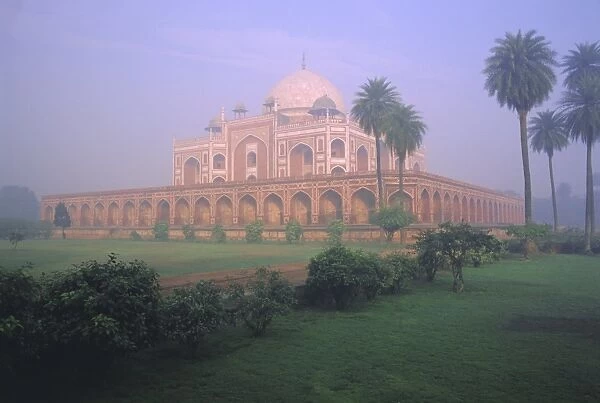 Humayuns tomb and library