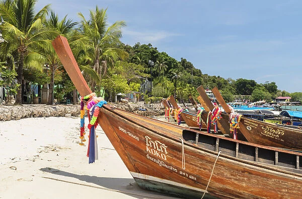 Longtail boat on Ton Sai Beach, Ko Phi Phi Don, Krabi, Thailand, Andaman Sea