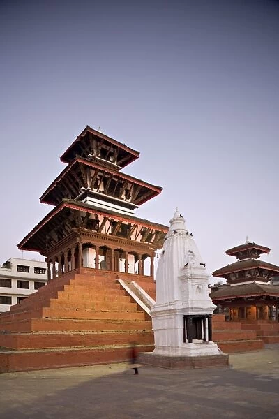 Maju Deval triple roofed Hindu temple with shikara-style