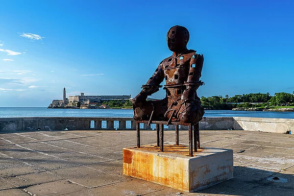 Modern statue in front of the Fort of San Carlos of the Cabin, Havana, Cuba, West Indies, Central America