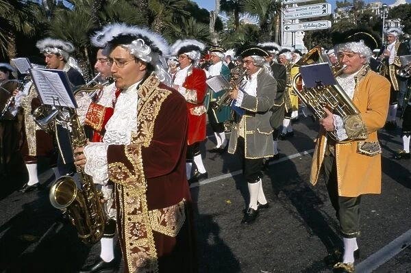 Musicians in the parade, Battle of the Flowers, Carnival, Promenade des Anglais