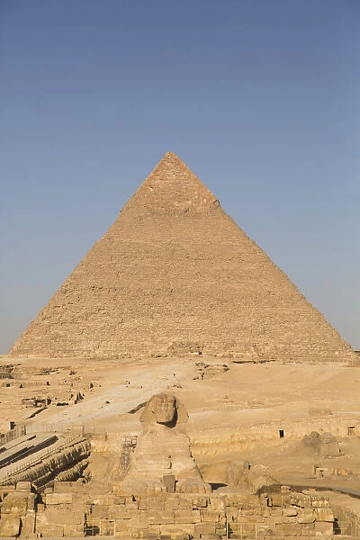Pyramid of Chephren (Khafre), Great Pyramids of Giza, UNESCO World Heritage Site, Giza