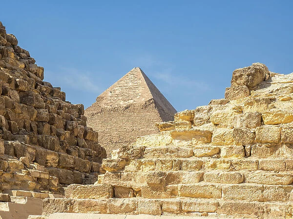 Pyramid of Khafre, UNESCO World Heritage Site, near Cairo, Egypt, North Africa, Africa