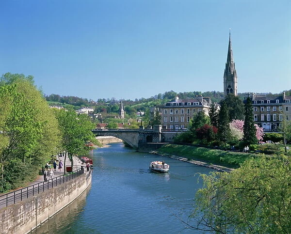 River Avon and the city of Bath, Avon, England, United Kingdom, Europe