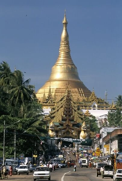 Shwedagon Paya (Pagoda), Buddhist temple seen from Yangon road, Yangon (Rangoon)