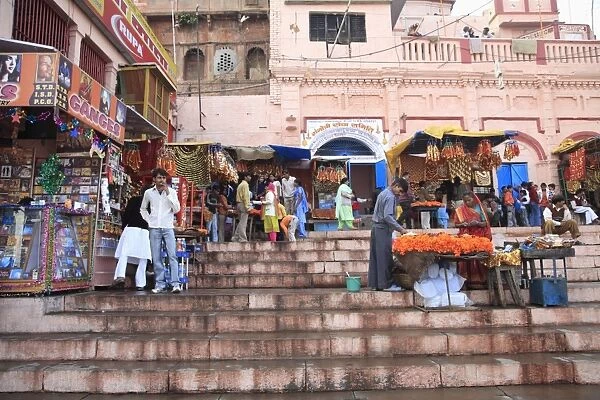 Vendors, Ghats, Varanasi, Uttar Pradesh, India, Asia
