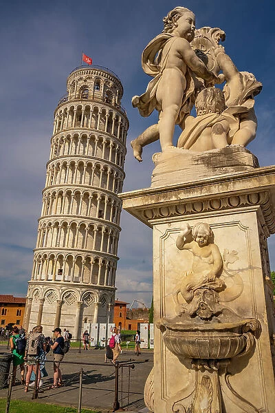 View of Fontana dei Putti and Leaning Tower of Pisa, UNESCO World Heritage Site, Pisa, Province of Pisa, Tuscany, Italy, Europe