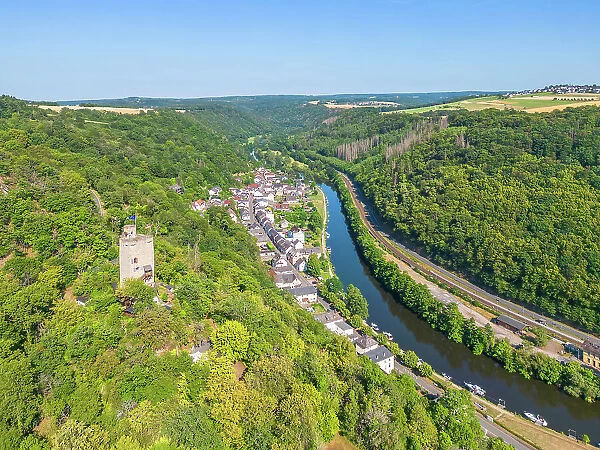 Aerial view at Laurenburg castle with river Lahn, Lahn valley, Westerwald, Taunus, Rhineland-Palatinate, Germany