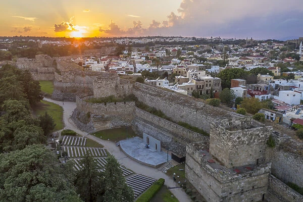 Greece, Rhodes, Rhodes Town, Old town and Wall ramparts