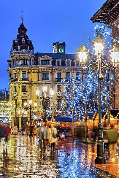 Night view of the Christmas Market, Oviedo, Asturias, Spain