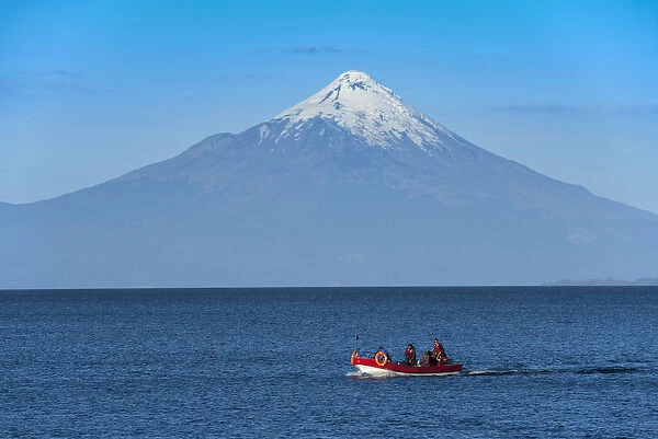 South America, Chile, Patagonia, Puerto Varas, Osorno volcano, Boat on Lago Llanquihue