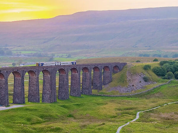 UK, England, North Yorkshire, Ribblehead Viaduct on the Settle to Carlisle Line