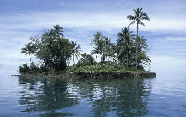 20084496. PACIFIC ISLANDS Melanesia Solomon Islands Malaita Province Lau Lagoon