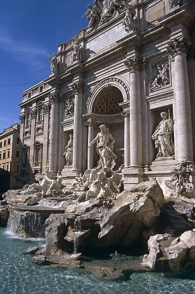 20085768. ITALY Lazio Rome Piazza di Trevi Trevi Fountain