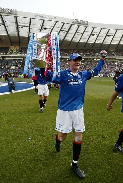 Rangers Glory: 2-1 Victory Over Celtic (16 / 03 / 03)
