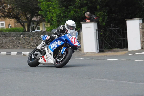 Dean Harrison (Yamaha) 2011 Superstock TT