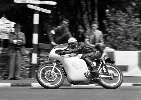 Derek Minter Norton 1962 Junior TT