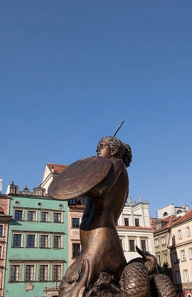 Bronze statue in middle of Old Town main square, Warsaw, Poland