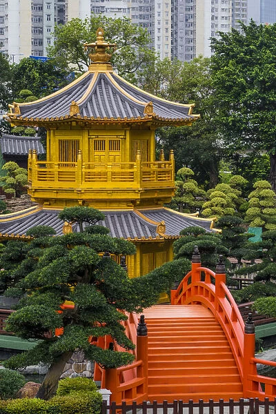The pagoda at the Chi Lin Nunnery and Nan Lian Garden, Kowloon, Hong Kong, China