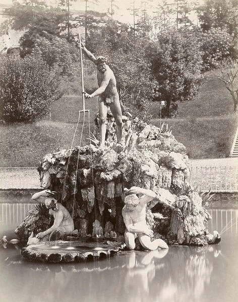 FLORENCE: BOBOLI GARDENS. The Fountain of Neptune by Stoldo Lorenzi in Boboli Gardens in Florence