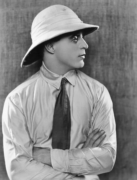 SILENT FILM: MENs FASHION. Promotional portrait on the set of an unidentified silent film