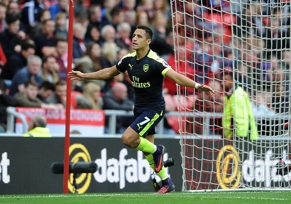 Alexis Sanchez's Brace: Arsenal Crush Sunderland in Premier League Showdown