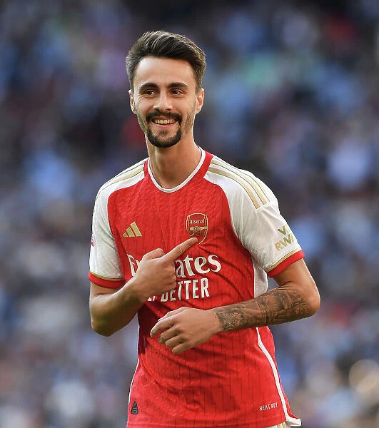 Arsenal Clinch Community Shield Victory Over Manchester City: Fabio Vieira Scores Decisive Penalty
