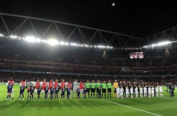 Arsenal vs AC Milan: Arsenal's Triumph in the UEFA Champions League (3:0), 2nd Leg, Emirates Stadium, 6 / 3 / 12