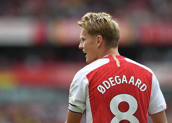 Arsenal's 2023-24 Premier League Kickoff: Martin Odegaard Shines in Victory over Nottingham Forest