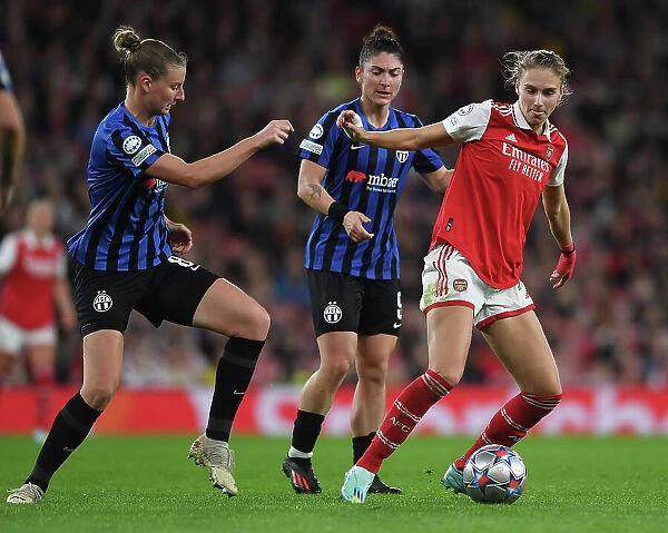Battle of Group C: Vivianne Miedema vs. FC Zurich - Arsenal Women's Champions League Clash