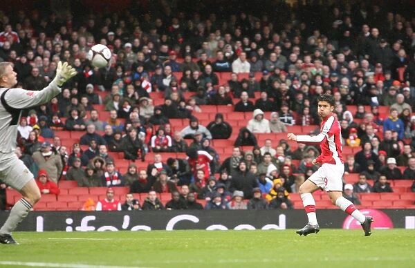 Eduardo Scores the Second Goal: Arsenal's 3-0 Victory over Burnley in FA Cup Fifth Round