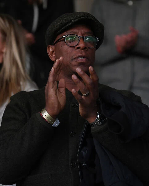Ian Wright Cheers on Arsenal Women vs Brighton & Hove Albion in Barclays WSL Match